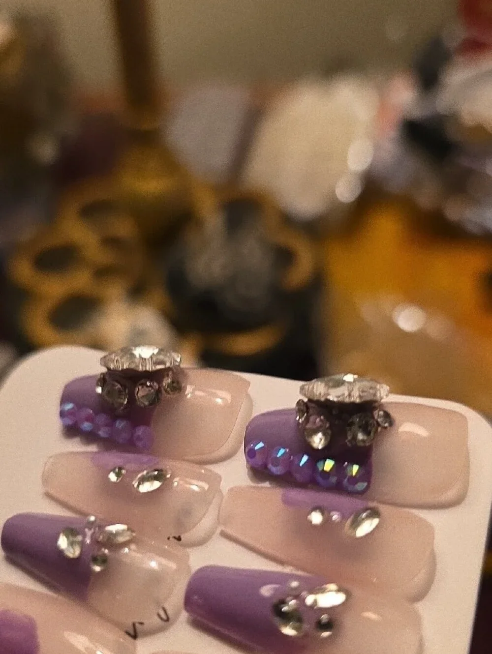 N/A elegant purple